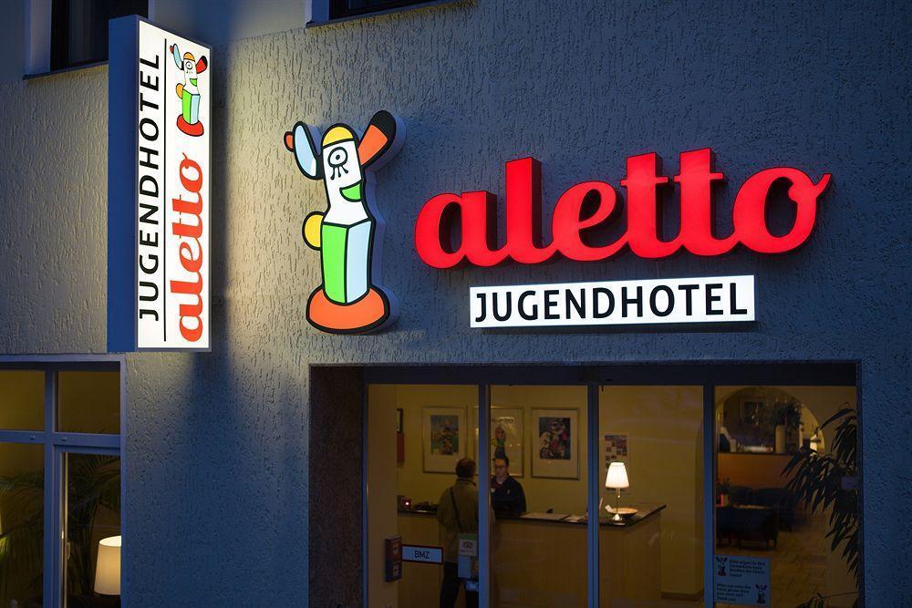 Acama Hotel & Hostel Schoeneberg Berlin Exterior foto